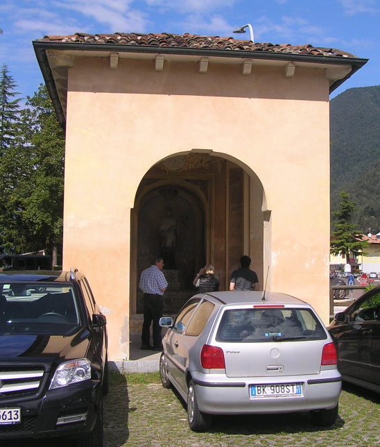 Itálie Lago di Garda_ kaple svJN